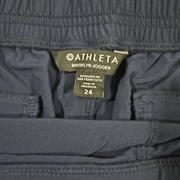 NWT Athleta Brooklyn Jogger Blue Womens Size 24 - Picture 3 of 11